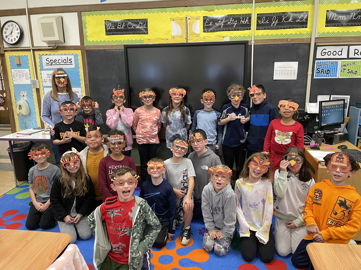 Maureen Tighe tweet media