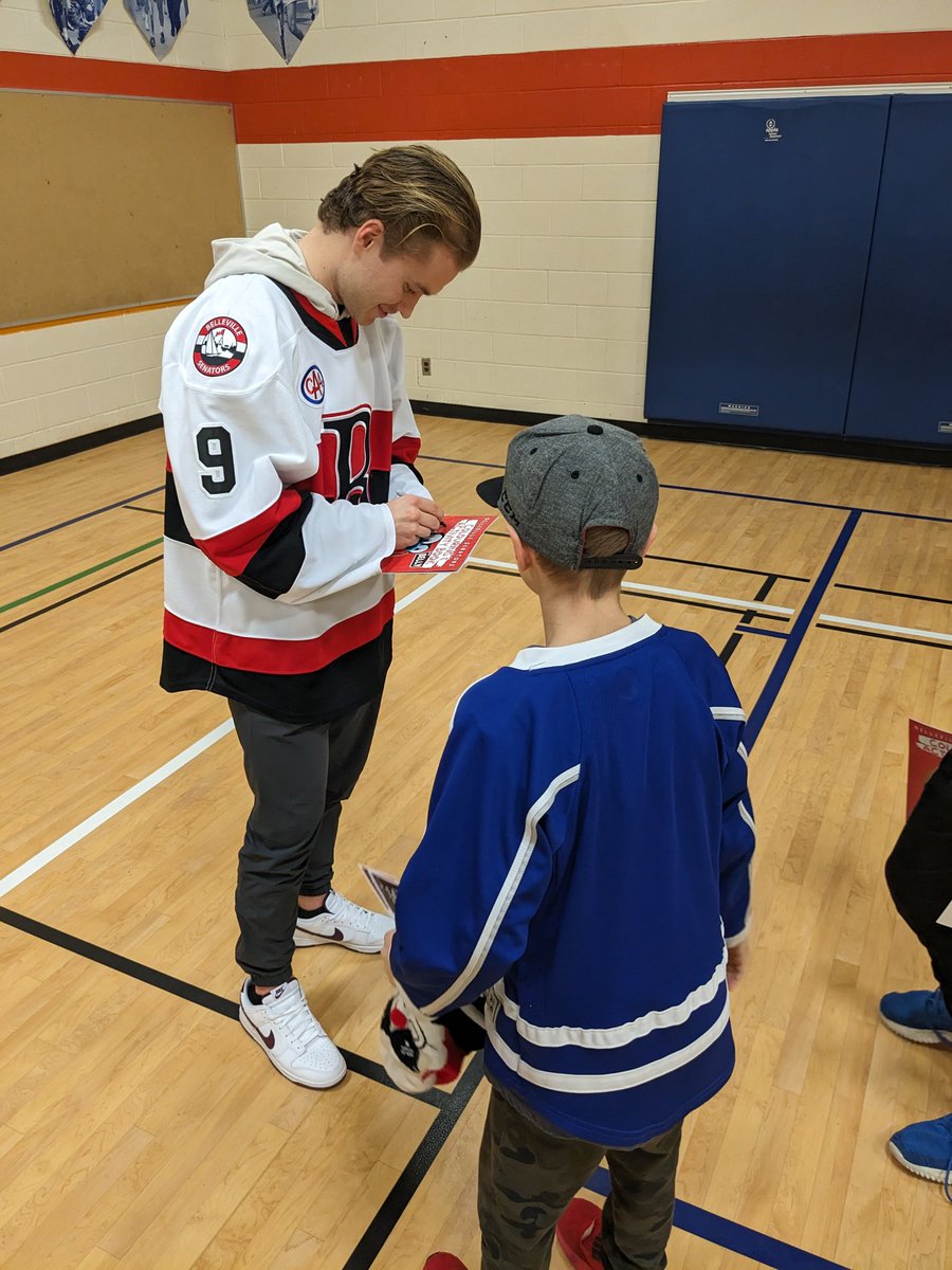 mrpelow's tweet photo. A big @TES_LDSB thank you goes out to the @BellevilleSens for our Sens in School visit today🏒. The energy was high all day! Our P division was the best they've seen!  Not everyone got to get an autograph, but we've got something special cooking for some amazing prizes! 🤫 🇨🇦🧢 https://t.co/1TFnYYt8Gj