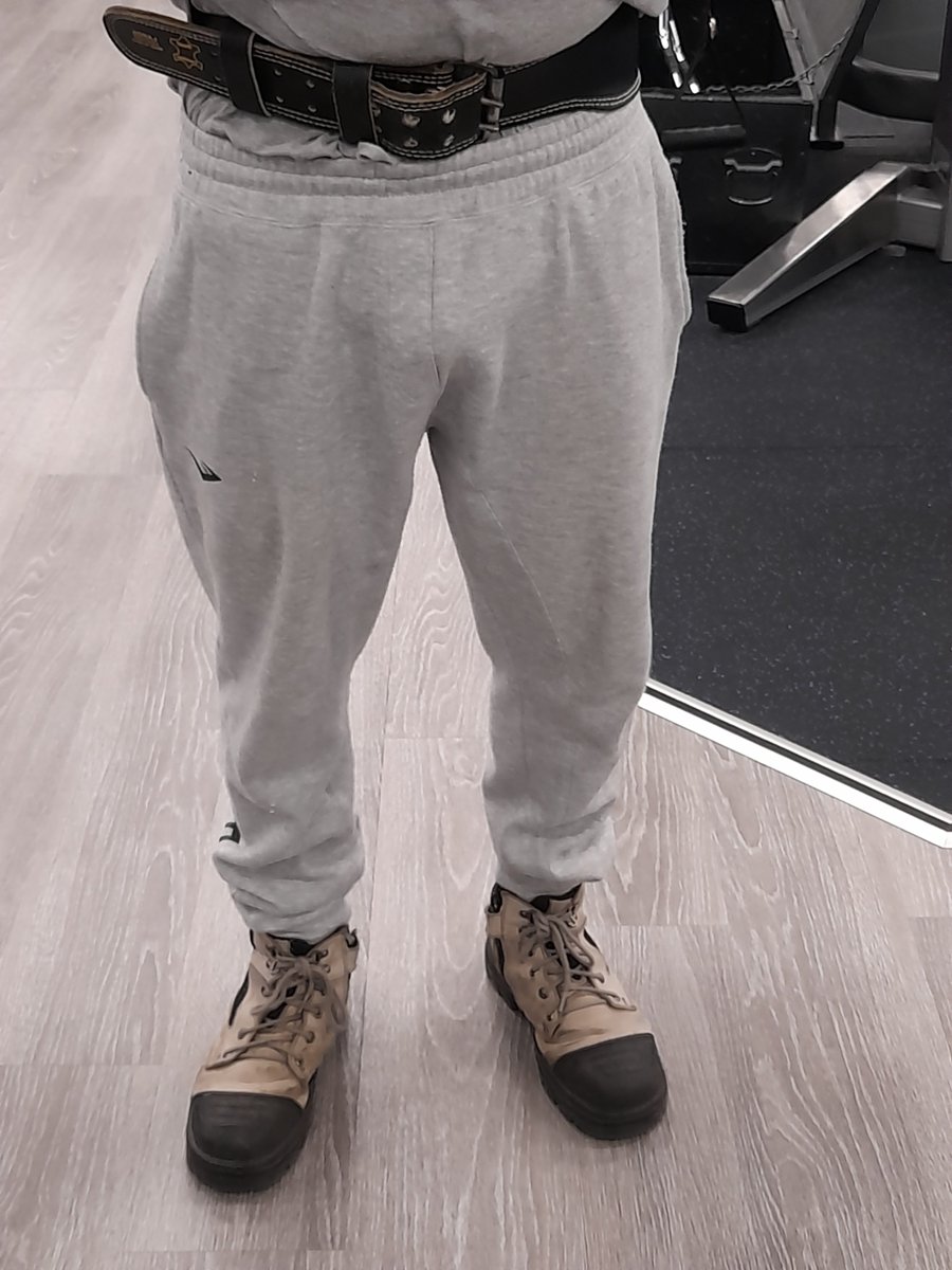 pauljupham's tweet image. Reached the #finalfrontier. Well... at least the final #gymbelt notch. Pressed the launch button on July 3 @ 99.0kg. Weighed in today @ 87.85kg. Still more to come. How did I do it? I wanted it. Respect your #want. #fitness #gym