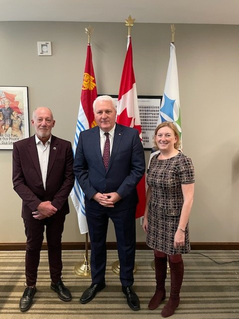 It was a pleasure to meet today with MP John Brassard <a href="/JohnBrassardCPC/">John Brassard</a> to discuss a new Municipal Financial Framework and better ways to get infrastructure and housing projects started and completed. <a href="/FCM_online/">Federation of Canadian Municipalities</a>