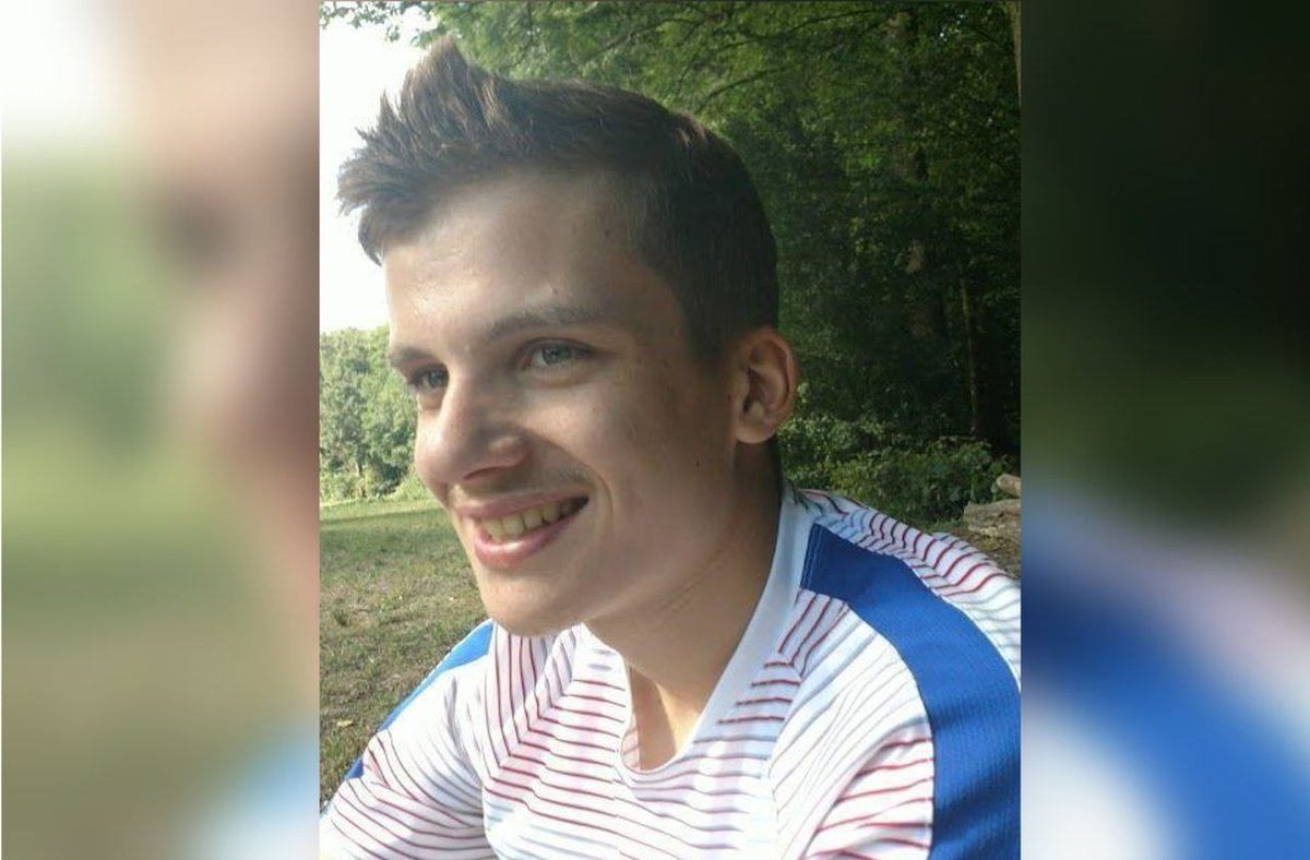NANDERTALIEN's tweet photo. #Crépol #France #Année2023 ...

À #Enzo et #Thomas
#RIP 

#QuelMalheur #deVoir mes #Petiots #Descendants être #assassiné (S) par #CoupsDeCouteau des #Sarazins ... 

Il #viendra le temps de la #RECONQUÊTE #R! 💤 https://t.co/pXL5WdspNG