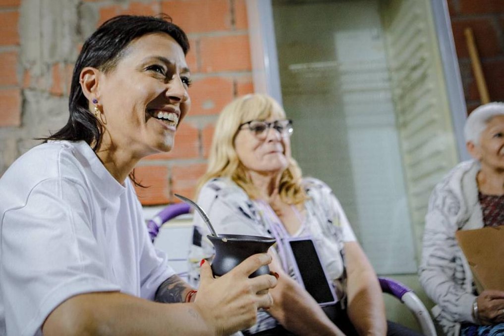 lanegraferro's tweet photo. Con el pueblo todo, sin el pueblo nada. Feliz cumple compañera Mayra Mendoza ✌️💜 https://t.co/9Jo0KJrmuQ