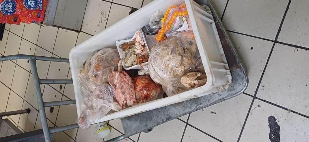YouthOfTsomo's tweet photo. Health Inspection Allegedly Uncovers Rotten Meat at My SPAR Randfontein Main Reef. During a recent health inspection at Spar Randfontein Main Reef, authorities allegedly discovered spoiled meat in the store's fridge and storage rooms. https://t.co/yvfUuZWsVi