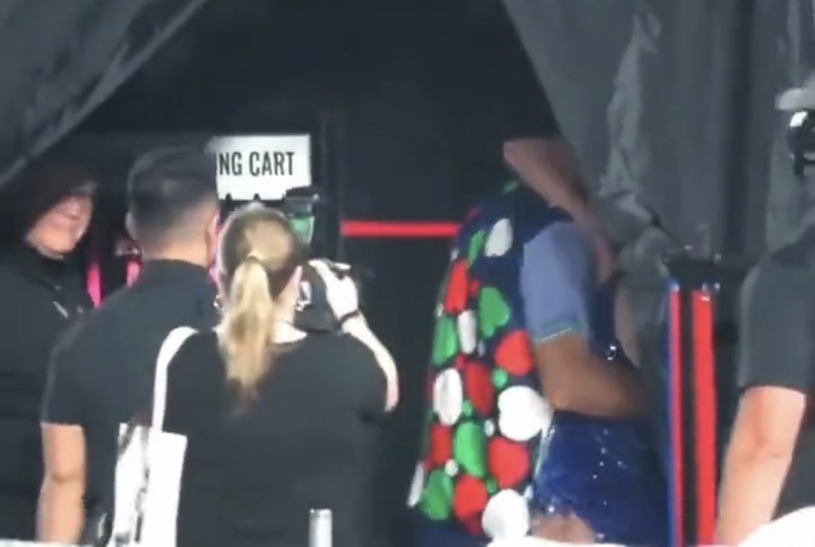 still waiting for this photographer to break the internet