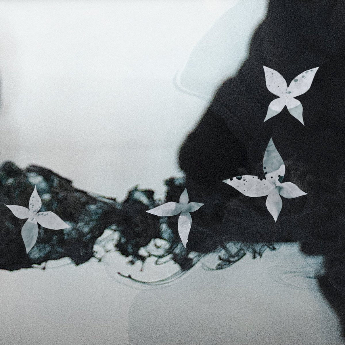 КРИЗАЛИС – Подводные камни

«В глубину на сотни лье
Где тень проглатывает свет»

Слушать: zvonko.link/Podvodniekamni