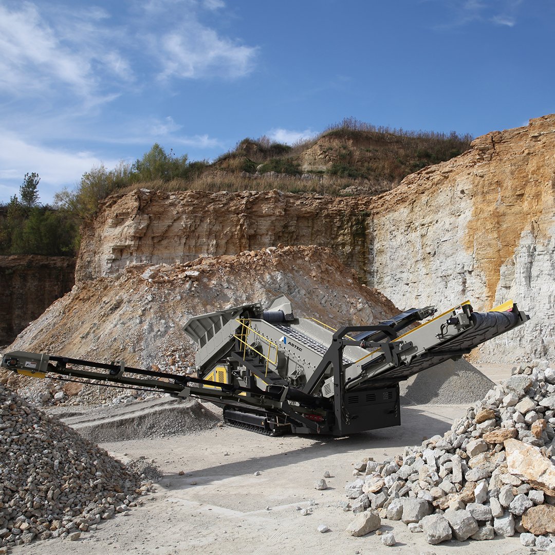 astecindustries's tweet image. The Astec Mobile Screen Lineup 
Whether it’s a horizontal, high-frequency, multi-frequency, scalper, incline or direct feed plant, we engineer solutions that work for your operation's unique demands. 

Learn more: ow.ly/meC650Q5rjK
#MobileScreening #OneASTEC