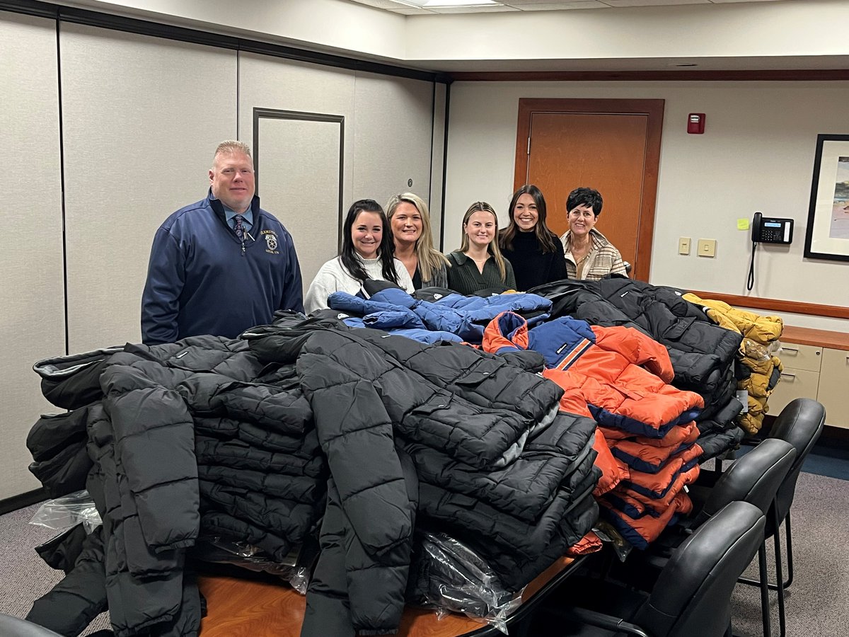 170Teamsters's tweet photo. Local 170 Women’s Committee and Future’s Committee came together to donate an additional 95 jackets to the Worcester Public Schools “Coats for Kids Program.”  Thank you again to everyone who has donated and supported our committee’s fundraising events to help our community! https://t.co/eQLzCkyXG0