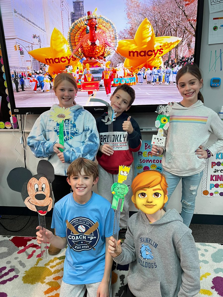 MrKellyOAK's tweet photo. These future engineers learned all about the work that goes into creating balloons for the Macy’s Thanksgiving Day Parade! After designing some  ideas, we created our floats and had a parade celebration of our own 🤩🦃@OakStElementary @FranklinPSNews https://t.co/Fb5zCz5cJh