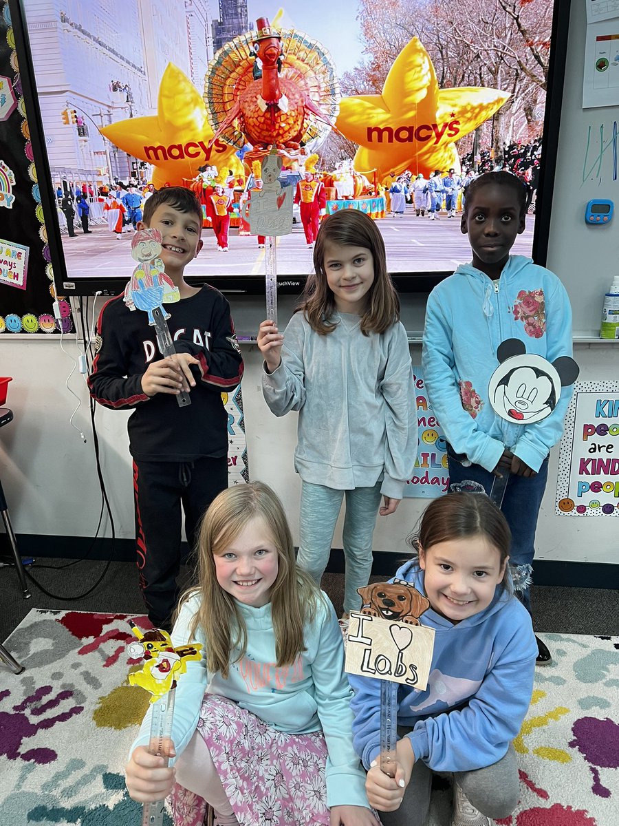 MrKellyOAK's tweet photo. These future engineers learned all about the work that goes into creating balloons for the Macy’s Thanksgiving Day Parade! After designing some  ideas, we created our floats and had a parade celebration of our own 🤩🦃@OakStElementary @FranklinPSNews https://t.co/Fb5zCz5cJh