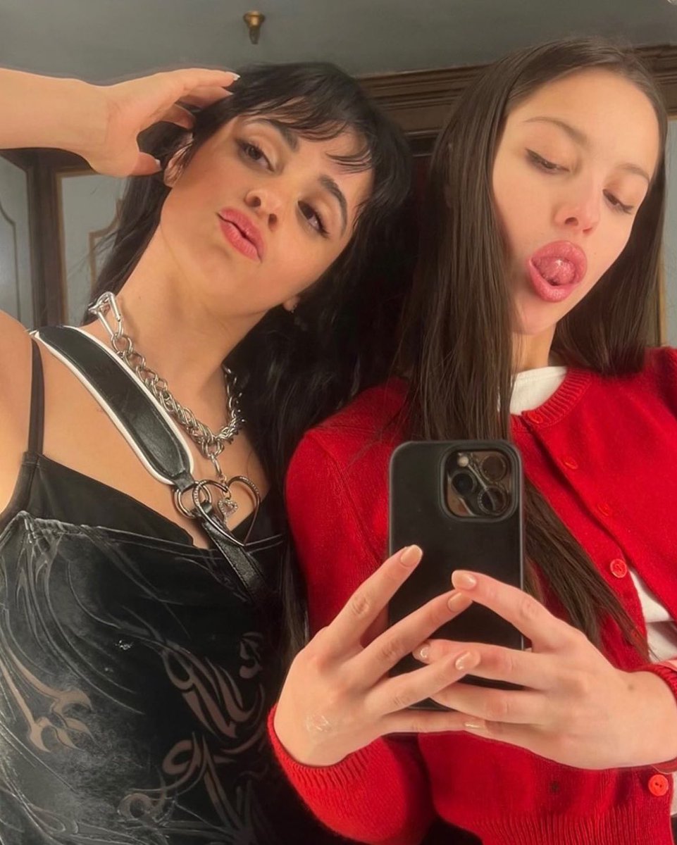 PopBase's tweet photo. Camila Cabello and Olivia Rodrigo in new photo together. https://t.co/nAVnO588v8