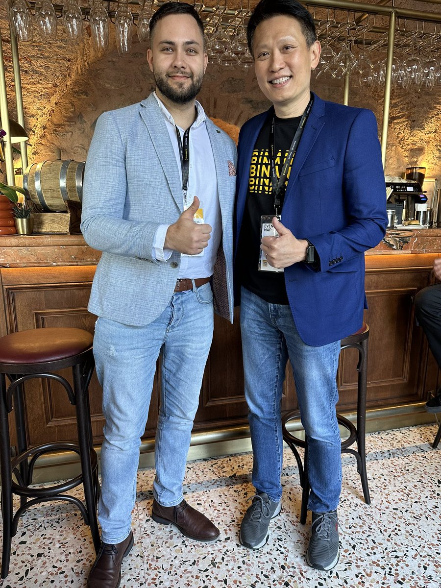 realdanielnita's tweet photo. Good luck @_RichardTeng 🫡 I am sure Binance is on good hands! @cz_binance thank you for all the goods things you did for crypto in the past years! Stay safu much love https://t.co/gao2crwR91