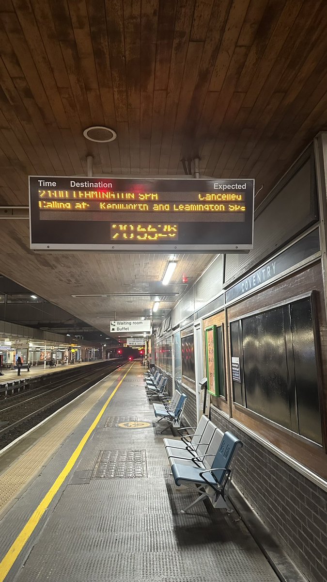 venkat_jv's tweet photo. @WestMidRailway this is frustrating..for the second day in a row you’re cancelling the 9pm service to Kenilworth without proper reason..are you even answerable to anyone. https://t.co/mTsYBfqejN