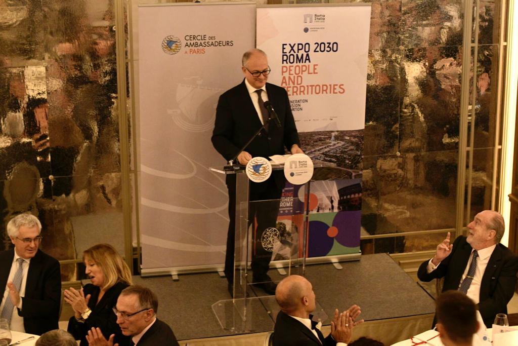 Expo2030Roma's tweet photo. #Expo2030Roma Regione Lazio e Comune di Roma insieme per il rush finale.
Incontro con i delegati del BIE ad una settimana dal voto.
#Humanlands #AllTogetherForExpo2030Roma #CantWaitForExpo2030Roma https://t.co/ID5bL3nlD2