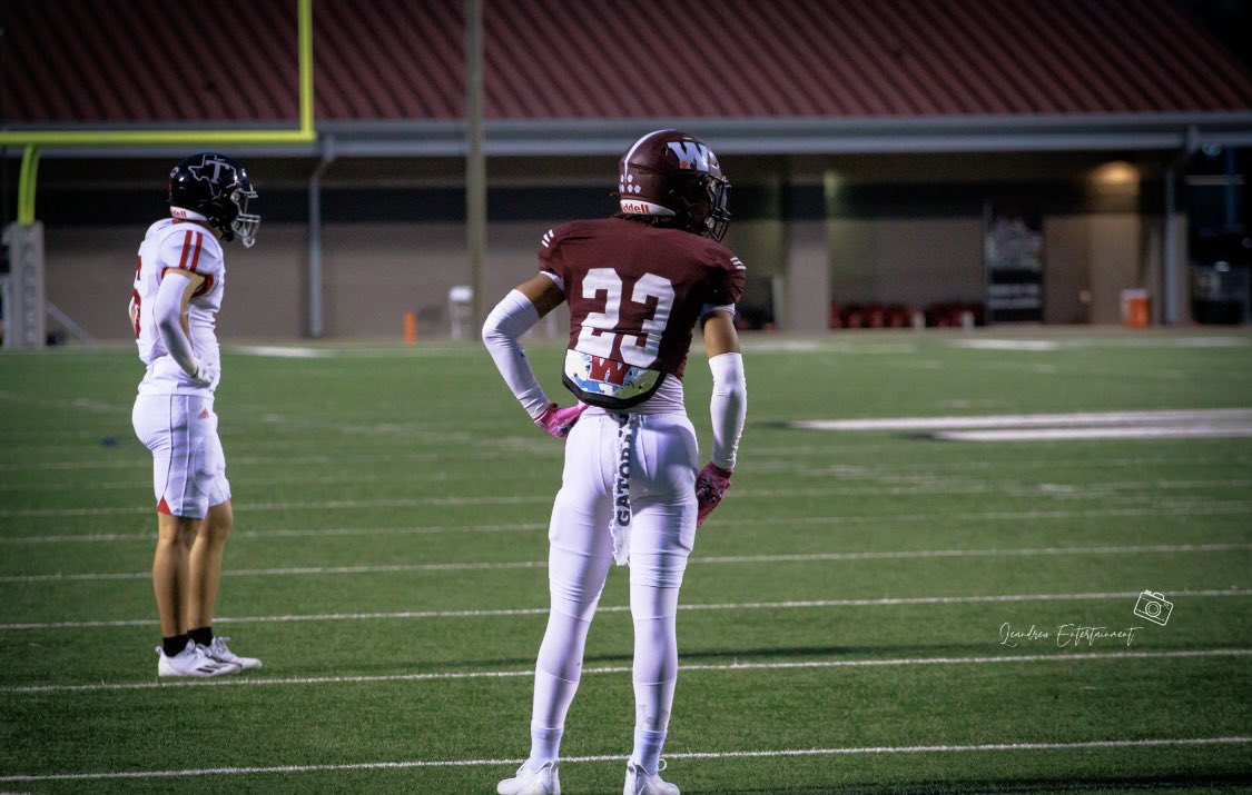 Check out my season highlights 
hudl.com/v/2MbNkJ
<a href="/waller_football/">Waller Football</a> <a href="/MarcusMendoza/">Marcus Mendoza</a> <a href="/coachrealdeal/">Coach Deal M.Ed</a> <a href="/CoachTDillon/">Coach Dillon</a> #BrickByBrick #RecruitWaller