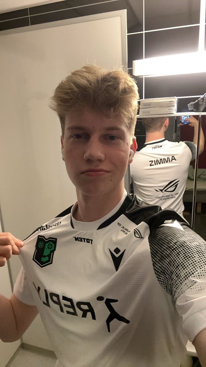 Gonna be repping <a href="/Reply_Totem/">REPLY TOTEM</a> for worlds🇸🇪