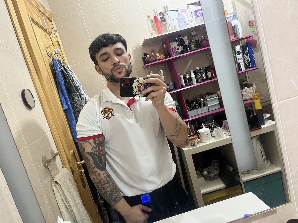 Alvarito tweet media