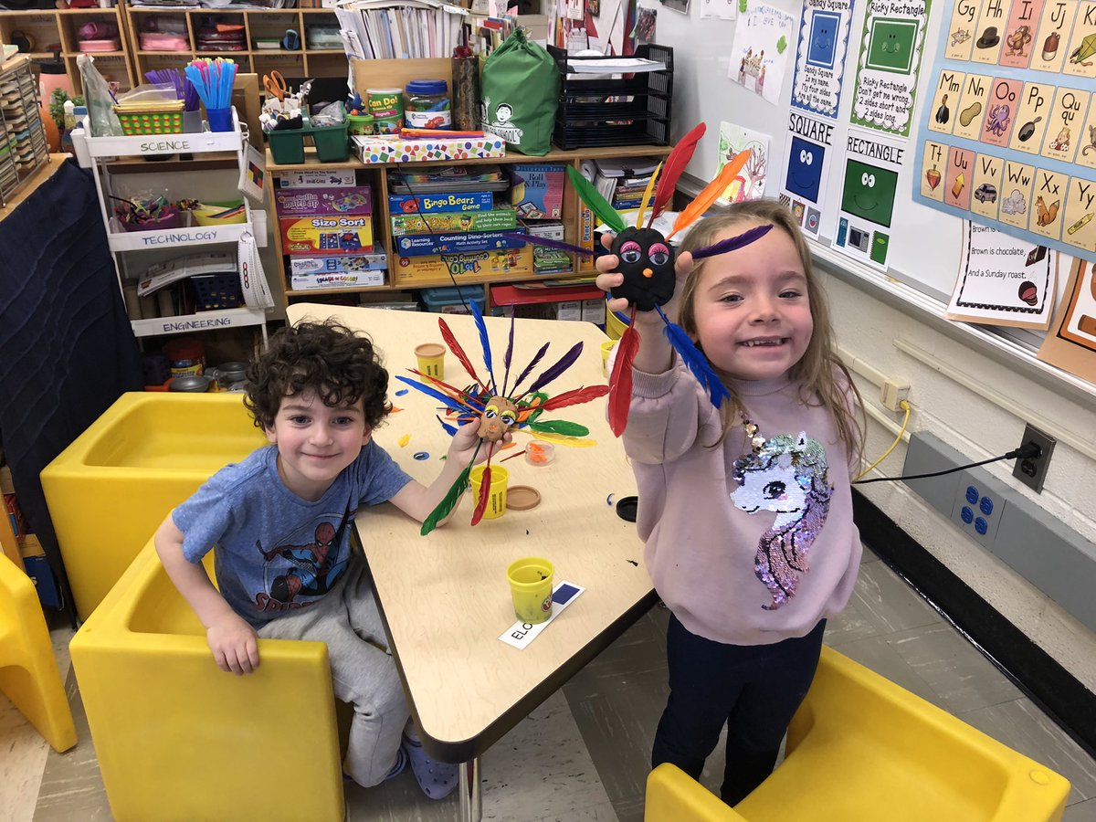 MissSharonCohen's tweet photo. Thankful for some Thanksgiving centers; the two biggest hits were making play dough turkeys and enjoying a feast together!! 🦃@Dr_BethHoffman #thehopewellway, #HESPeech https://t.co/9lgmMn0byK