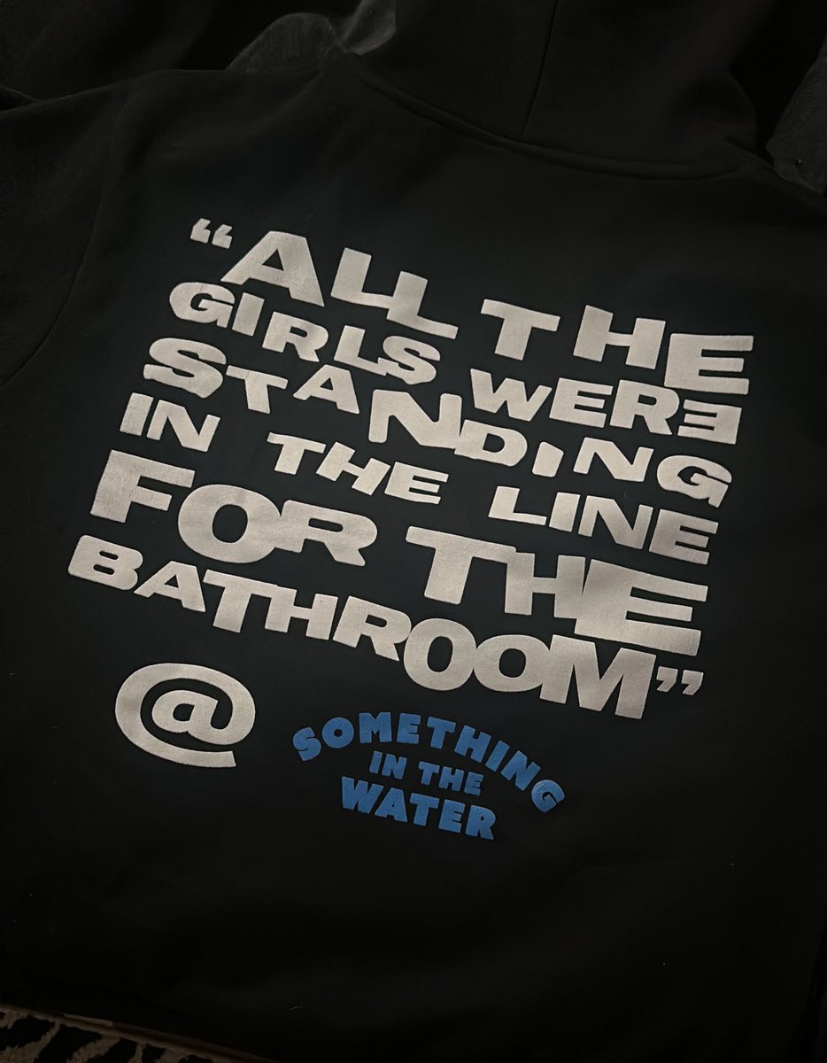 Inkedandunique's tweet image. All the girls were standing in line for the bathroom  @NERDarmy hoodie👀👀 - next year attend @sitw 🫶🏼🫶🏼#pharrell #nerdarmy #nerd