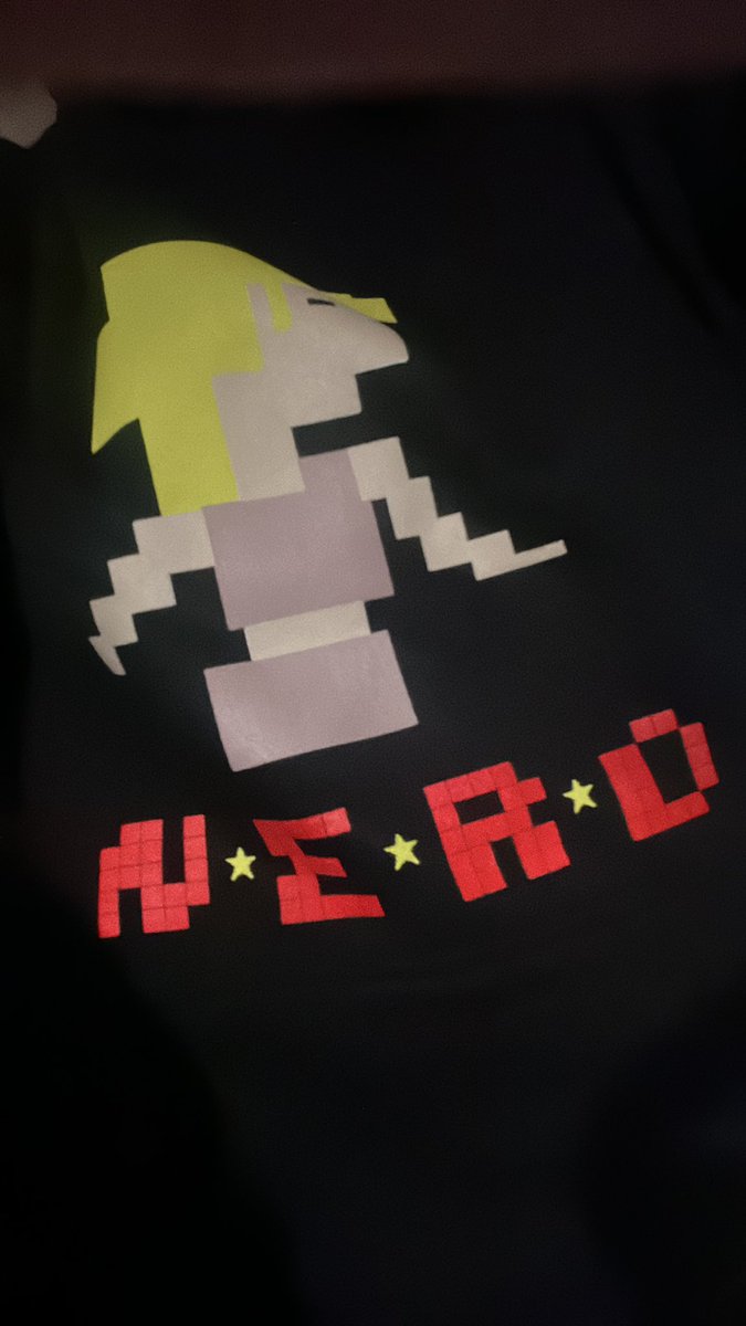 Inkedandunique's tweet image. All the girls were standing in line for the bathroom  @NERDarmy hoodie👀👀 - next year attend @sitw 🫶🏼🫶🏼#pharrell #nerdarmy #nerd