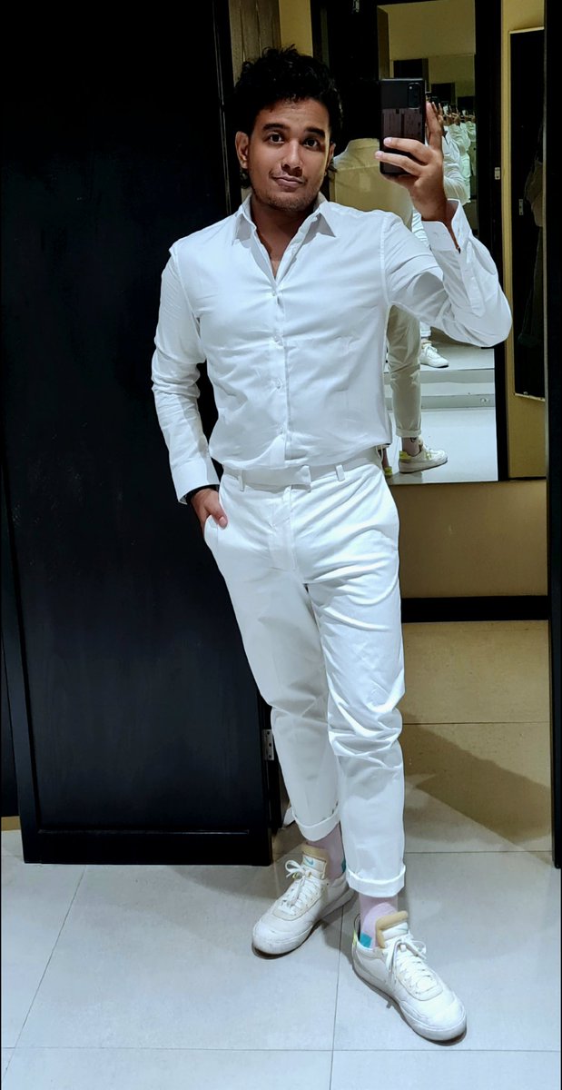 incursionist's tweet image. No wonder they call shopping "Retail Therapy."

If you're not careful, you'd get hooked to all of THHHHIIIIIIIIISSSSSSSSSSS!

Cool vs Warm

#cebu #DressingRoom #allwhite