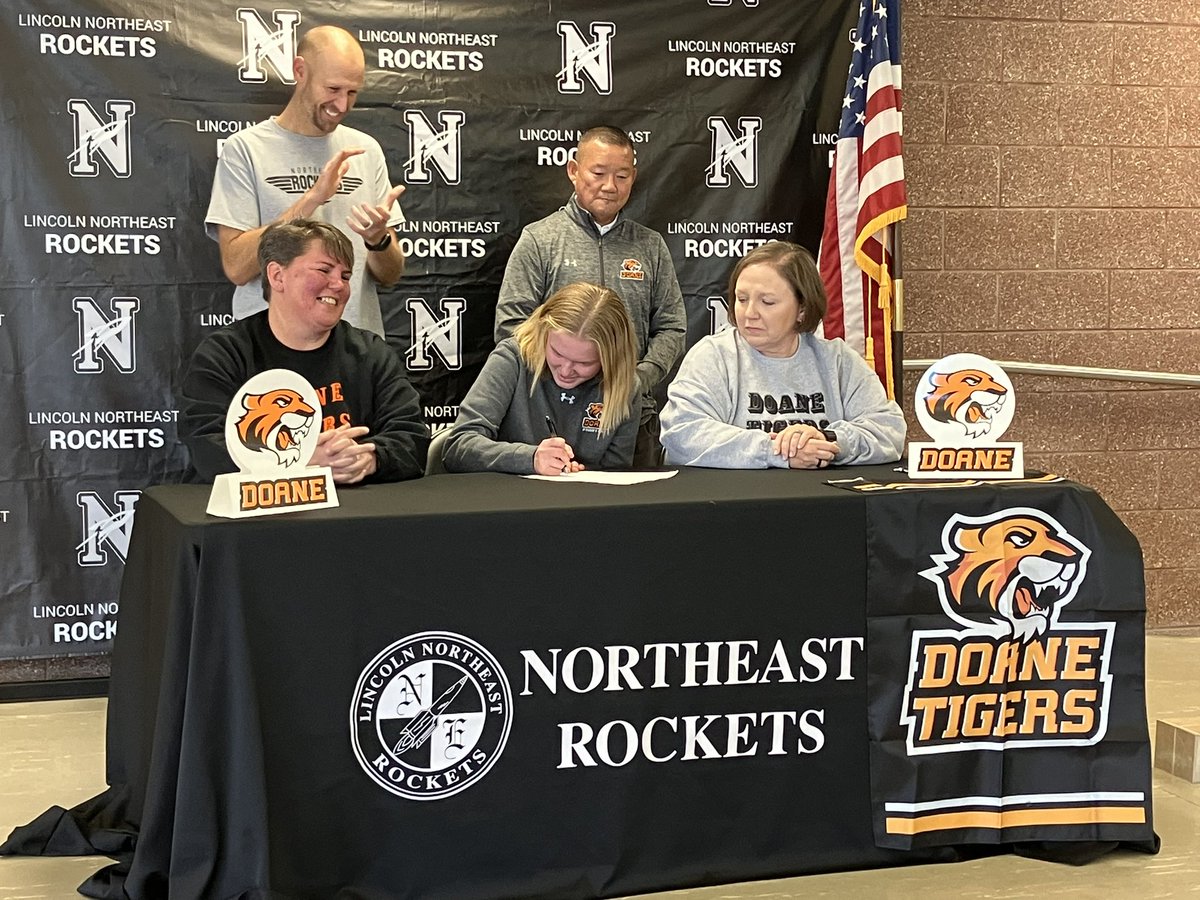 Congratulations to Lincoln Northeast Rocket 🚀 Kenzie Pike on her college signing today to attend Doane  University to play golf ⛳️. We wish you the best in your future endeavors.