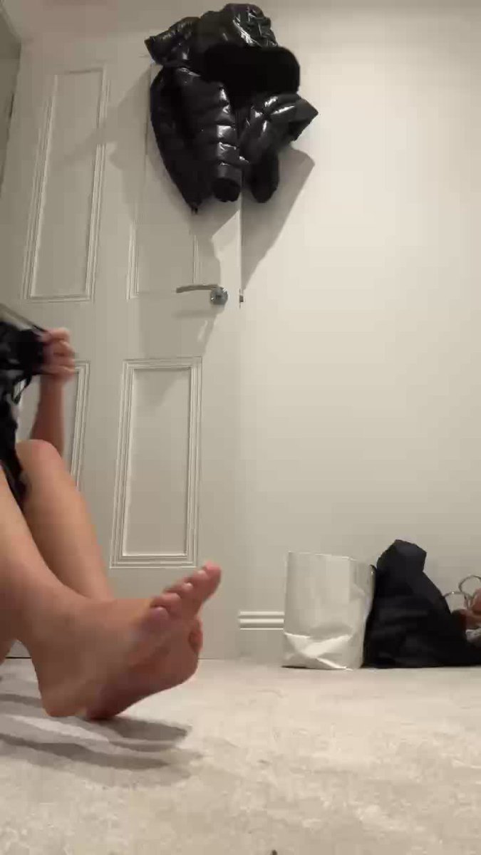 Katy Robertson VIP 😈 is live now! onlyfans.com/kr899/live?rev…