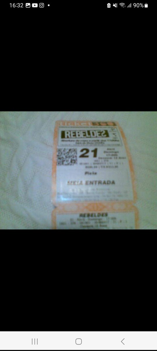 _gikamaio's tweet photo. #VOLTARBR só queremos uma turnê por favooooor https://t.co/mXhbWMJFXV