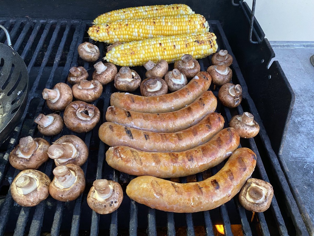 SteveKubota's tweet photo. @obligatraveler @Adventuringgal @ararewoman @intheolivegrov1 @TravelFoodiesTV @MadHattersNYC @JulesHalvy @suziday123 @MamaO_GO @SashaEats @OdetteDunn @sl2016_sl @GayPuglia @Abfabtravels @chernorris @jollyhobos They were in town visiting us this summer and asked when we are going back! We welcomed them on our rooftop with some fresh, local cuisine mainly off my grill. #Top4Theme #Top4Cooking https://t.co/tQx6o7Bjwa