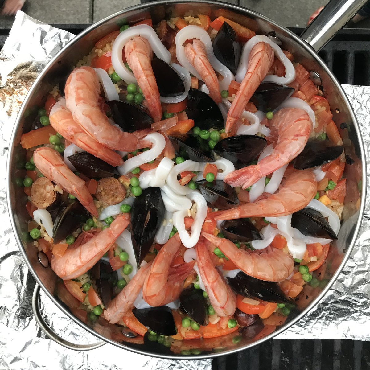 SteveKubota's tweet photo. @obligatraveler @Adventuringgal @ararewoman @intheolivegrov1 @TravelFoodiesTV @MadHattersNYC @JulesHalvy @suziday123 @MamaO_GO @SashaEats @OdetteDunn @sl2016_sl @GayPuglia @Abfabtravels @chernorris @jollyhobos They were in town visiting us this summer and asked when we are going back! We welcomed them on our rooftop with some fresh, local cuisine mainly off my grill. #Top4Theme #Top4Cooking https://t.co/tQx6o7Bjwa