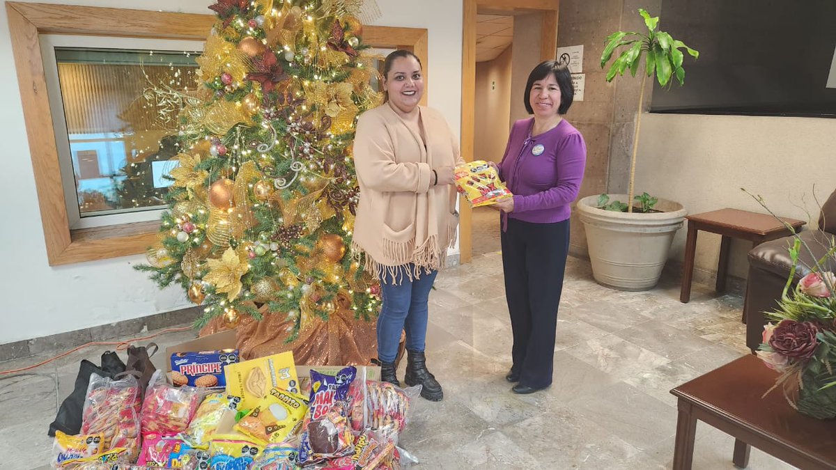 DiarioCoahuila's tweet photo. Donan dulces en el Fleming para niños del campo

#Saltillo #Coahuila 

https://t.co/25xhjEJBAa https://t.co/9Jew60ewJA