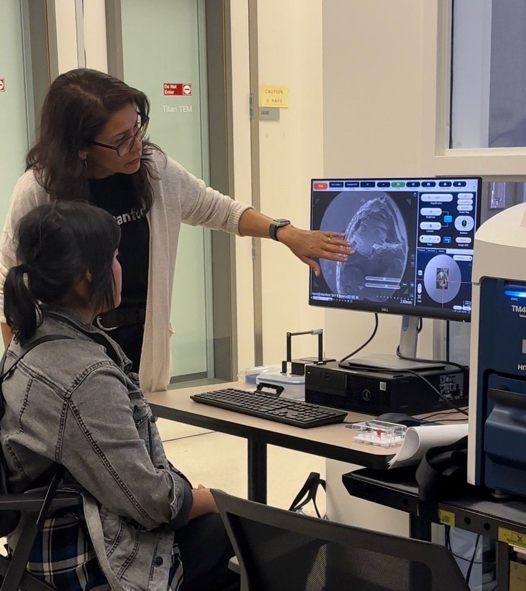 nanostanford's tweet photo. Last week, a group of researchers and educators from various space programs stopped by Stanford, where interns gave them a tour and exclusive look at the cutting-edge facilities nano@stanford offers. Our visitors also had the chance to engage with our new tabletop SEM! 🔬 https://t.co/rV5S9zbTad