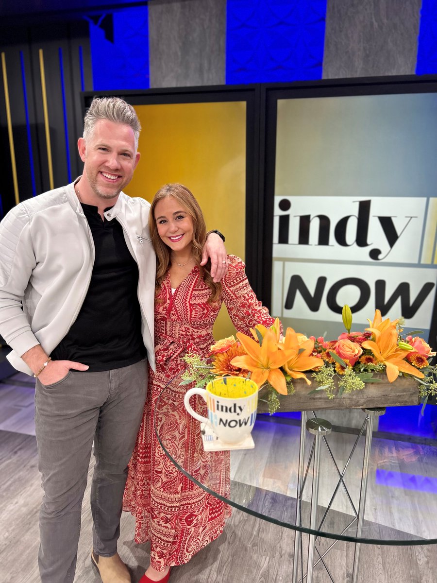 IndyNowTV's tweet photo. We are thankful for YOU!  Happy Thanksgiving!  We 💙💛 you! ~ The Indy Now Family 
@JillianDeam @ryansongs @FOX59 @CBS4Indy https://t.co/2ZtVQl1QBQ