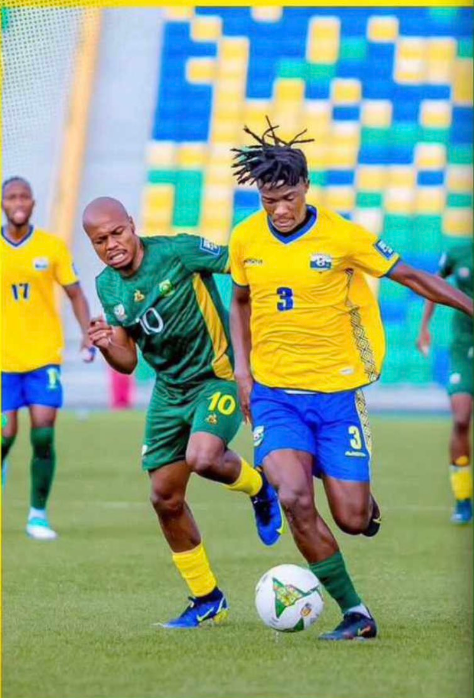 JeanPaulMutamb1's tweet photo. @sean_bucs @UsherKomugisha This has nothing to do with the pitch! #SouthAfrica is no longer the usual shining stars we used to know during the #Radebe era! https://t.co/mAmTOuJX3B