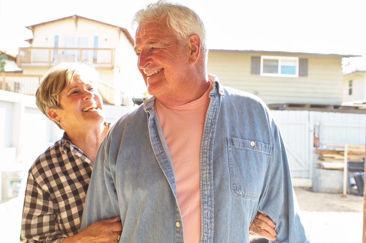 #GoodHealth looks #radiant in a #healthandwellness campaign by @WalterSmithFoto. #DougTruppe #WalterSmithPhoto #WorldHelloDay #BetterConversationsWeek #seniorphotography #portrait #documentary #seniors #seniorcitizens #health #smile #smiles #authentic #storytelling