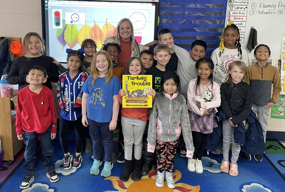 Former MCL and current Advanced Teaching Roles Coordinator, Mrs. Casey Jackson, read the book  “Turkey Trouble!” to second graders. The kids had a blast and loved seeing all of the ways he disguised himself! <a href="/caseywjackson/">Casey Jackson</a>  <a href="/mrsBlove24/">Lindsey Breedlove</a>