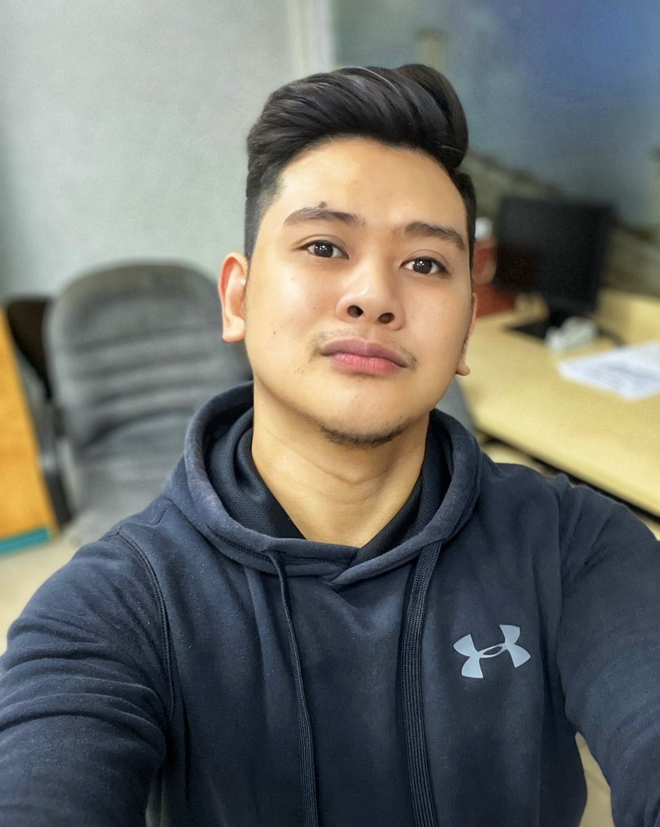 wilburryan's tweet photo. ...goodmorning!!...every gising is a blessing!!!... #fyp #foryoupage #goodmorning #gwapongpinoy #pinoymen #AlterMakati #zoomjakol #BB17 #bbvipks #BlackStars #tuesdayvibe https://t.co/0pb3O5xJQ8