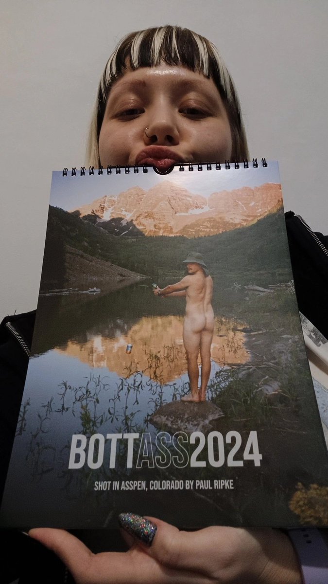 dakywich's tweet photo. Assome calendar. I will cherish every month, @ValtteriBottas
#movember #bottass https://t.co/jWMRwNdA0x