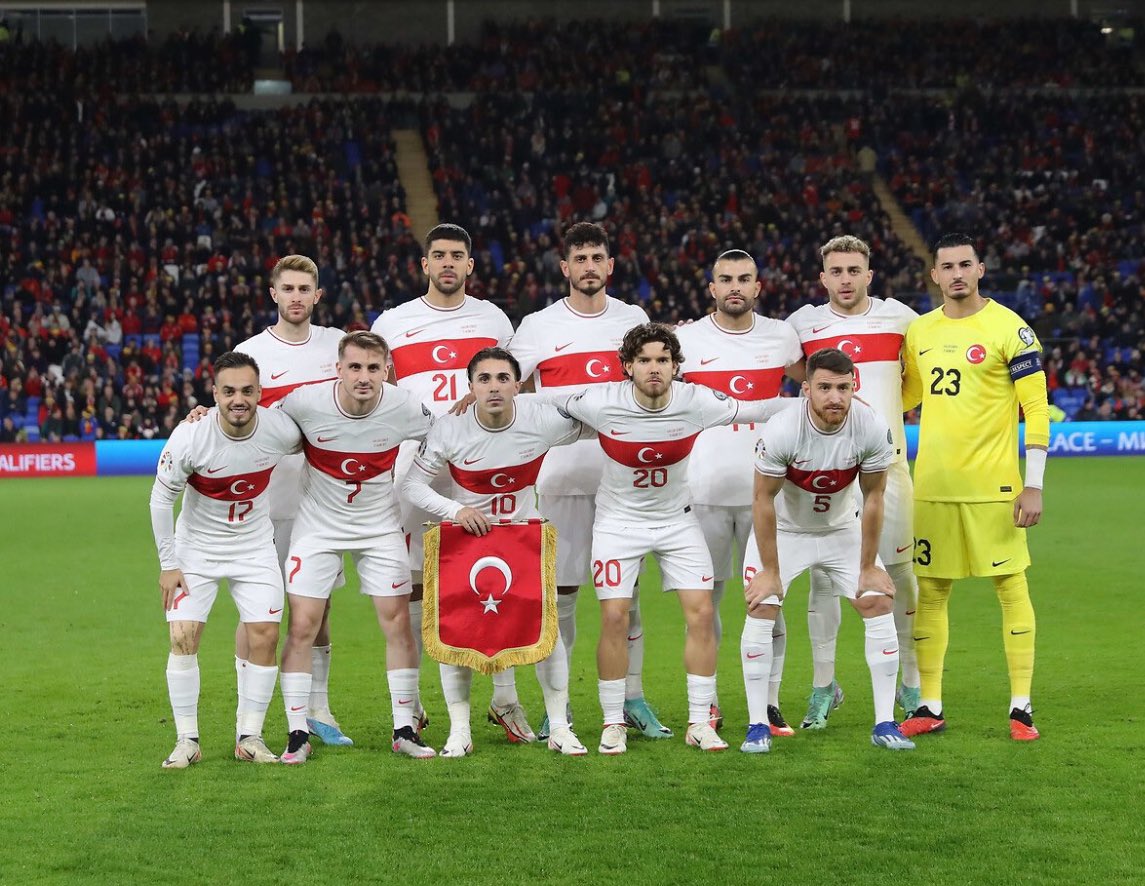 semihkovi's tweet photo. #BizimÇocuklar #Türkiye 🇹🇷🇹🇷🇹🇷Lider Geliyor Selam Durun🇹🇷🇹🇷🇹🇷 https://t.co/5LfVMthdVK
