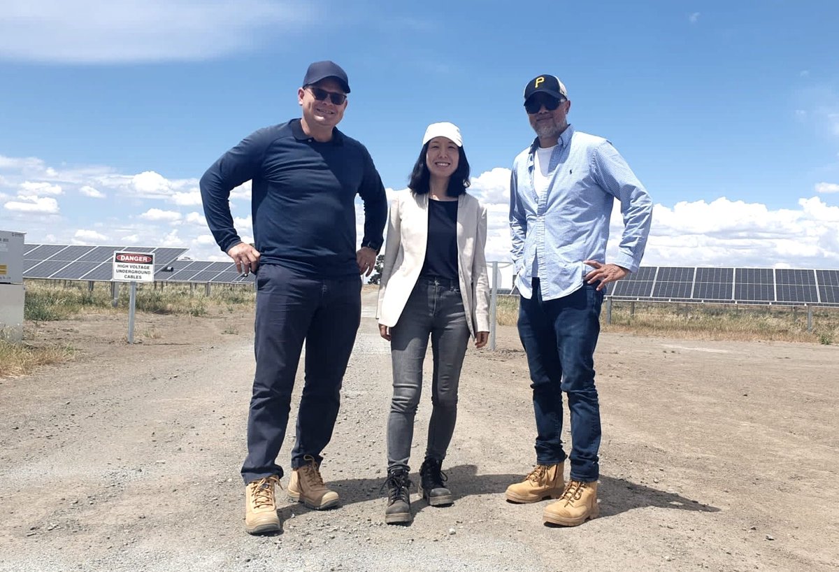 This week, Mike, Mayuko and I visited our solar sites in #NSW and #SA. We enable the #energytransition in #Australia by co-locating #BESS with #solarpv sites serving communities, businesses + local industry with #renewablepower. #esg #energy #victoryhill #gseo #globalenergy