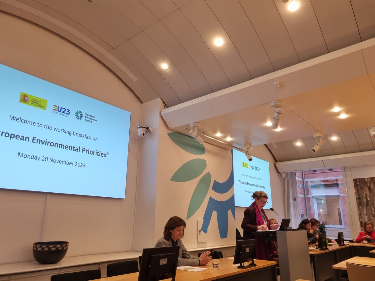 Victoria González Román tweet media