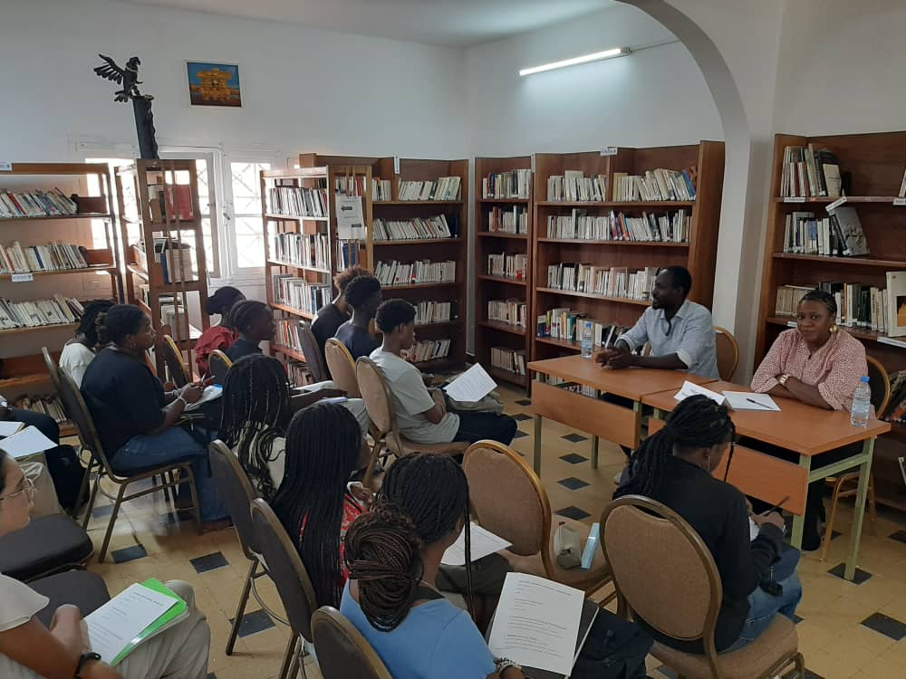 Cours Sainte Marie de Hann tweet media