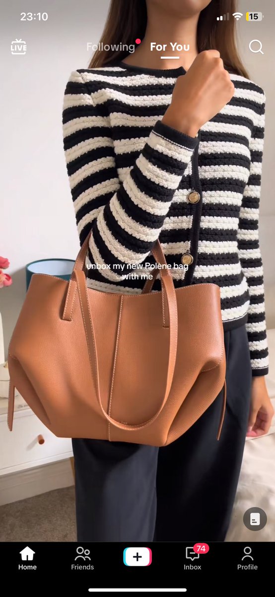 Clara_serranoo's tweet photo. de tanto ver este bolso me va a terminar gustando ya veréis https://t.co/mExWCJavhe