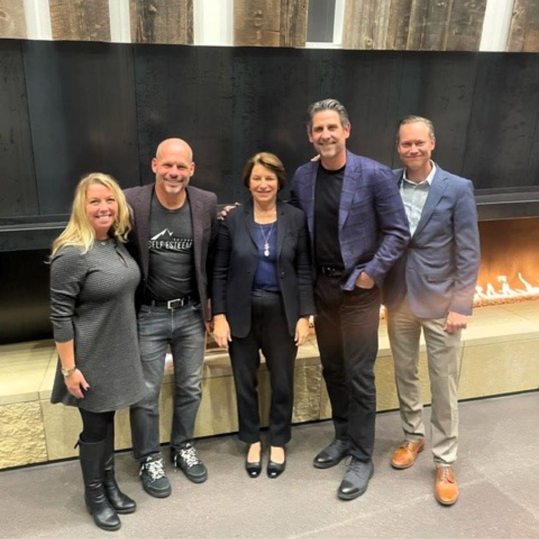 HealthFitAssoc's tweet photo. IHRSA President &amp; CEO Liz Clark met with Sen. Amy Klobuchar (D-MN) at @SEBrands HQ yesterday. (L to R): Liz, SEB President Dave Mortensen, Sen. Klobuchar, SEB CEO Chuck Runyon, and Life Time General Counsel Erik Lindseth. 
#IHRSAontheMove #passPHIT #health #wellness #fitness https://t.co/G9VUfiDeP5