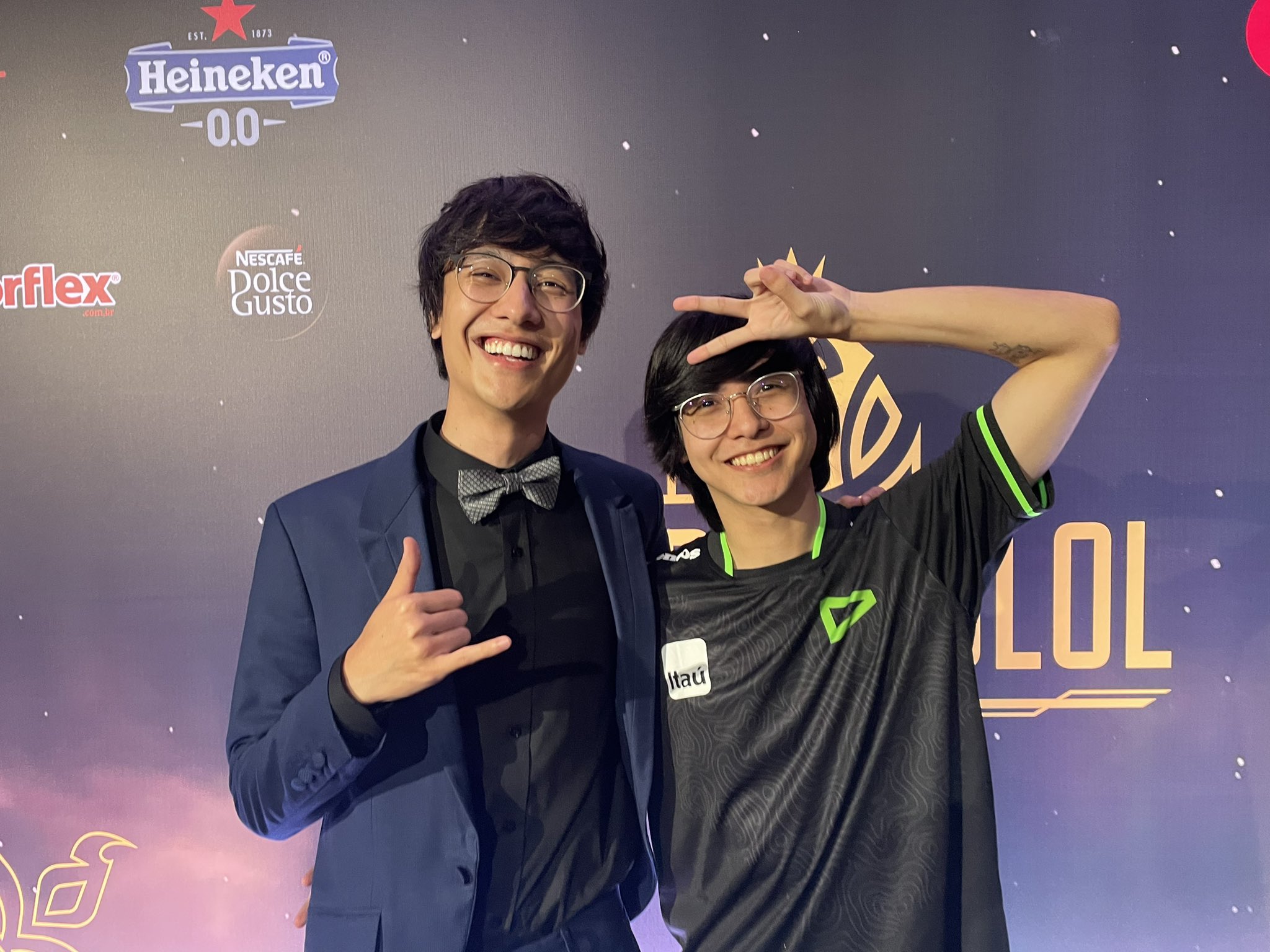 Prêmio CBLOL 2023: fãs apontam Aoshi como favorito