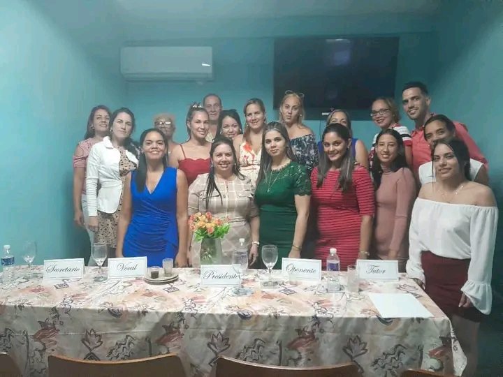Continúan los ejercicios de culminación de estudios pero, esta vez en la carrera de Contabilidad y Finanzas de la Universidad Isla de la Juventud. 
Éxitos en su camino profesional