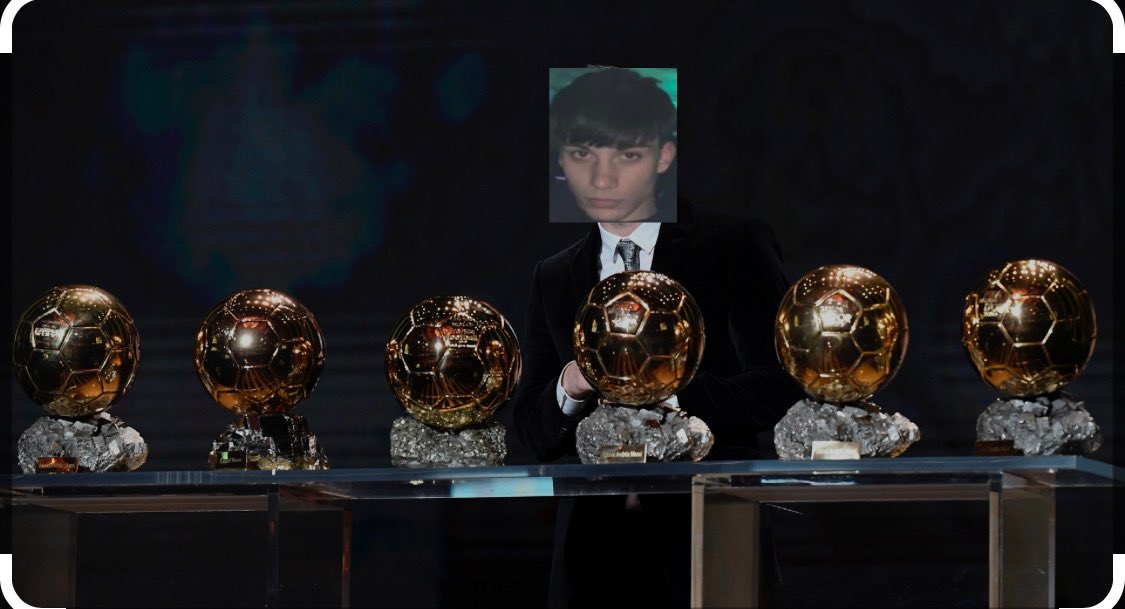 ESTRELLAAZUL_FC's tweet photo. 🚨SABIAS QUE…
Sabias que si el Balón de Oro se diera al planchabragas del año, el jugador Aaron González tendría 8!

El “braguitas” abandona la concentración para quedar con Clarita y no asistirá al partido del finde.
La  directiva no permite este comportamiento y tendrá sanción https://t.co/b95HAMRzym