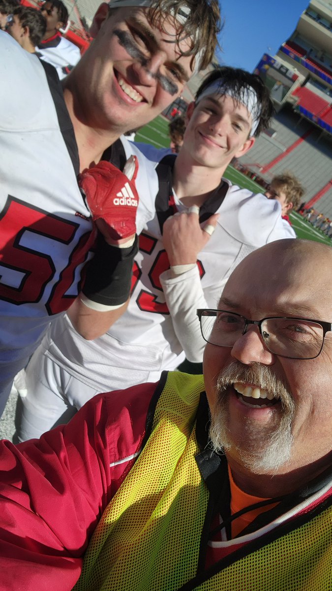 HuskerlandBob's tweet photo. This is what state champions look like. (and a broken down sports reporter...) @football_boone @HankHudson11 @ParkerBorer @TrentPatzel https://t.co/nxJLJ57Jbr https://t.co/1abHg6DzTP