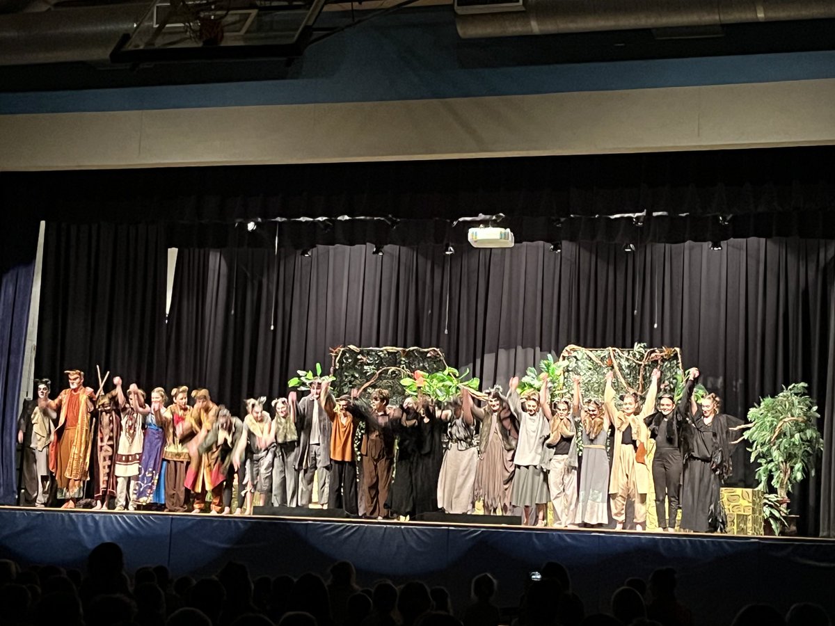 What a fun afternoon!CliftonStrengths speed dating with freshmen, combined Falcon Families K-12, topped off with a superb One Act performance! #freemanfalcons