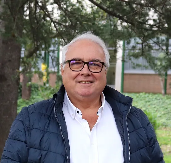 carlosfsanchezf's tweet photo. Carlos Cenjor, Profesor Titular de Cirugía (especialidad ORL) en la UCD del @Hospital_FJD es nuestro Vicedecano de Profesorado, un aspecto esencial para preservar y aumentar la plantilla docente básica y clínica de @UAM_Medicina #SanchezFerrerDecano https://t.co/XuEnZwK2km