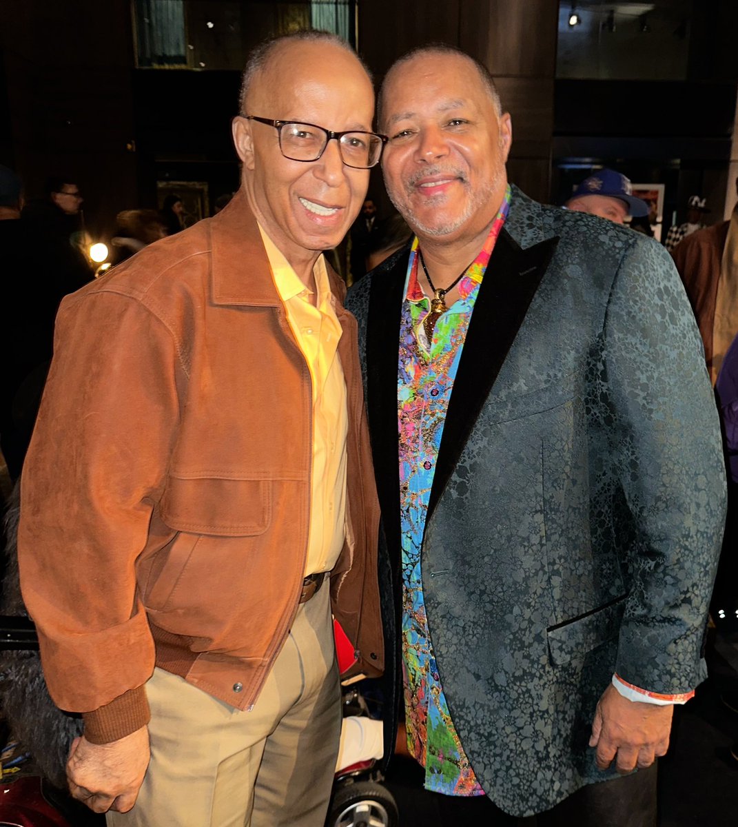 kens888's tweet photo. Wonderful to hear great saxophonist/flautist @Najeeofficial thank me on stage at @SonyHall for interviewing him several times when he launched his career. Make sure you catch his fabulous show when he comes to your town. #najee #sonyhall #newyorkcity #saxophone #flute #greatmusic https://t.co/BQsoqypFZq
